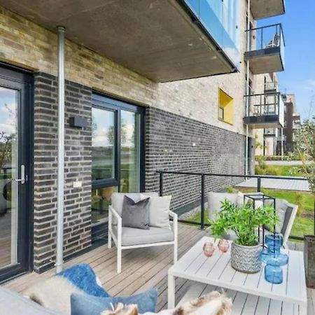 Scandpoint Apartment Fornebu Near Sea Front With Outdoor Walk! Stabekk Eksteriør billede