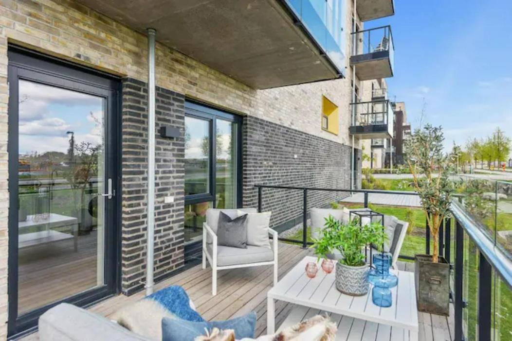 Scandpoint Apartment Fornebu Near Sea Front With Outdoor Walk! Stabekk Eksteriør billede